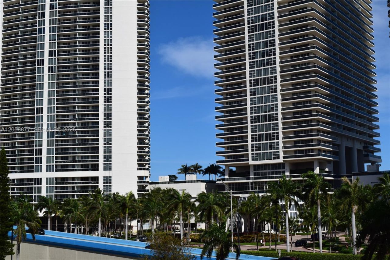 1849 S Ocean Dr , Unit 407, Hallandale Beach, FL 33009 Photo