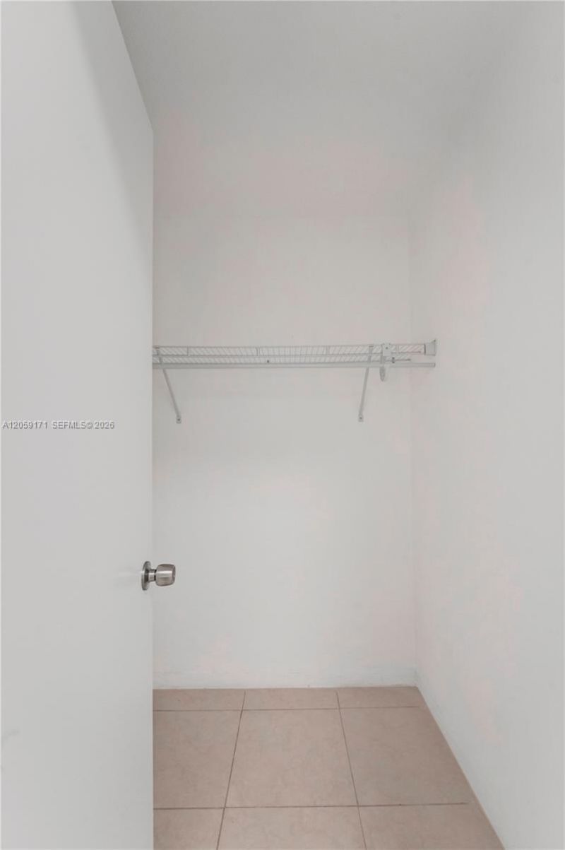 14190 W Dixie Hwy , Unit 1, North Miami, FL 33161 Photo