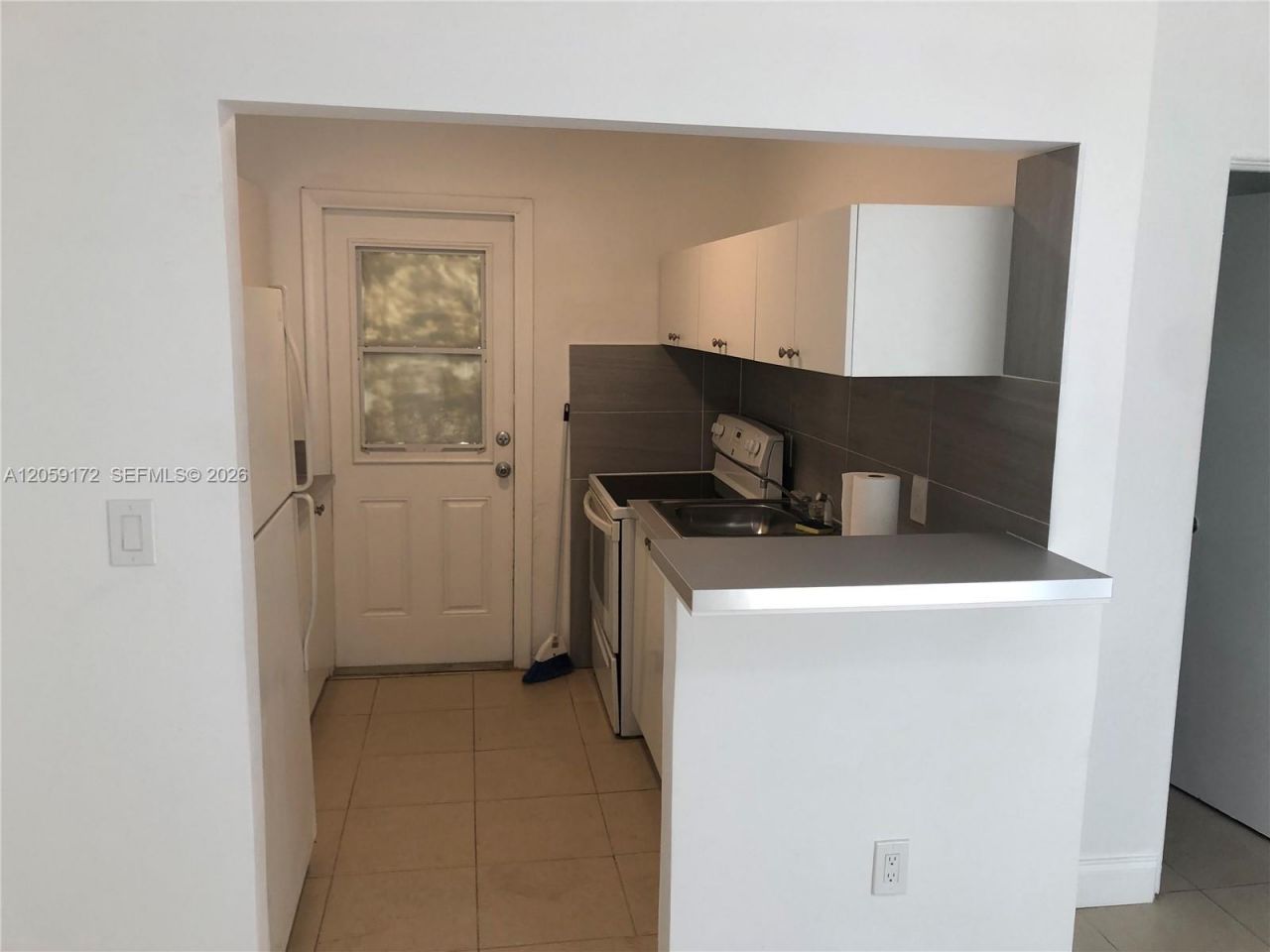 5647 Hayes St , Unit A, Hollywood, FL 33021 Photo
