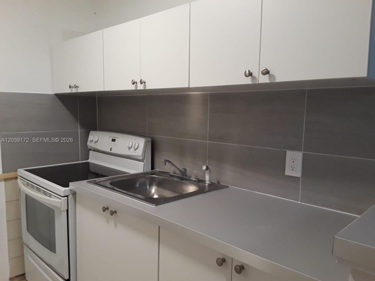 5647 Hayes St , Unit A, Hollywood, FL 33021 Photo