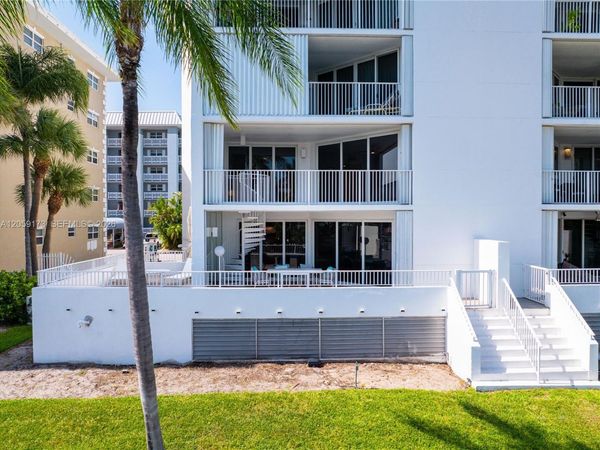 3100 NE 47th Ct , Unit 13, Fort Lauderdale, FL 33308