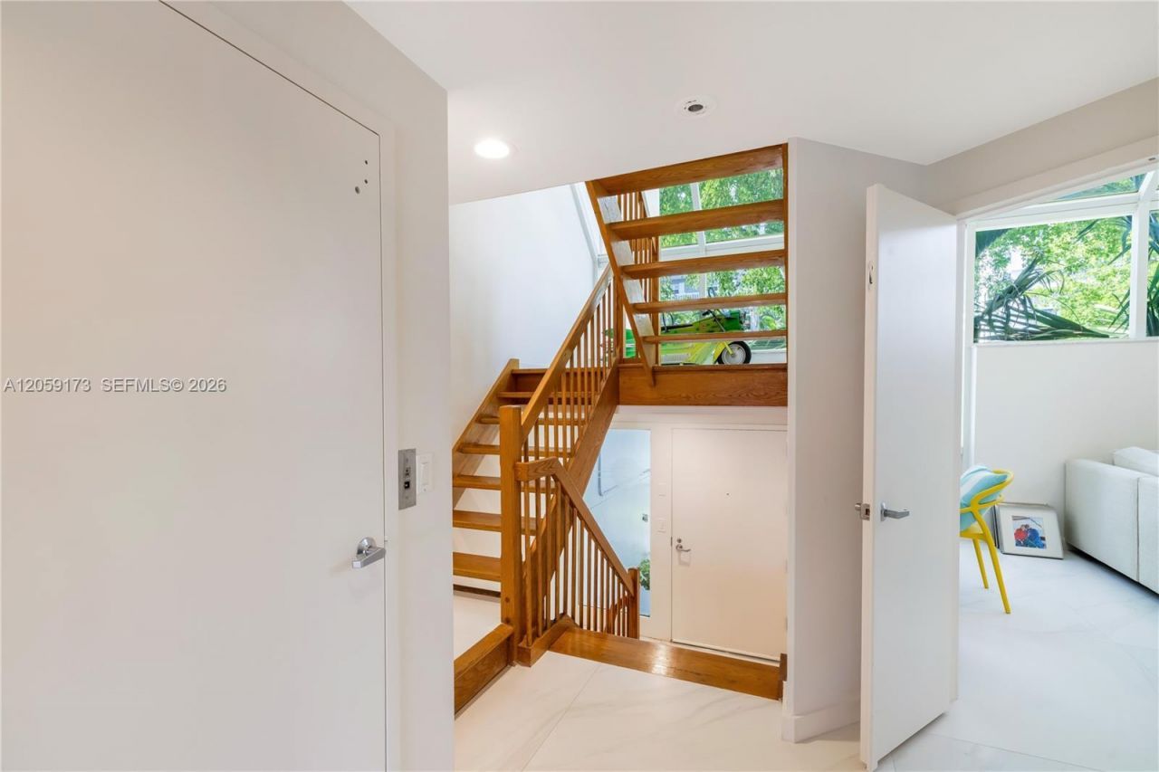 3100 NE 47th Ct, Unit 13, Fort Lauderdale, FL 33308 Photo