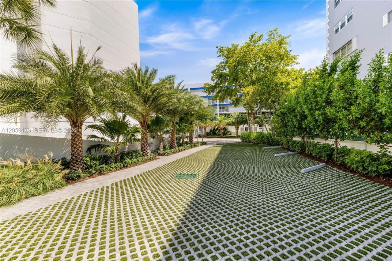 3100 NE 47th Ct, Unit 13, Fort Lauderdale, FL 33308 Photo