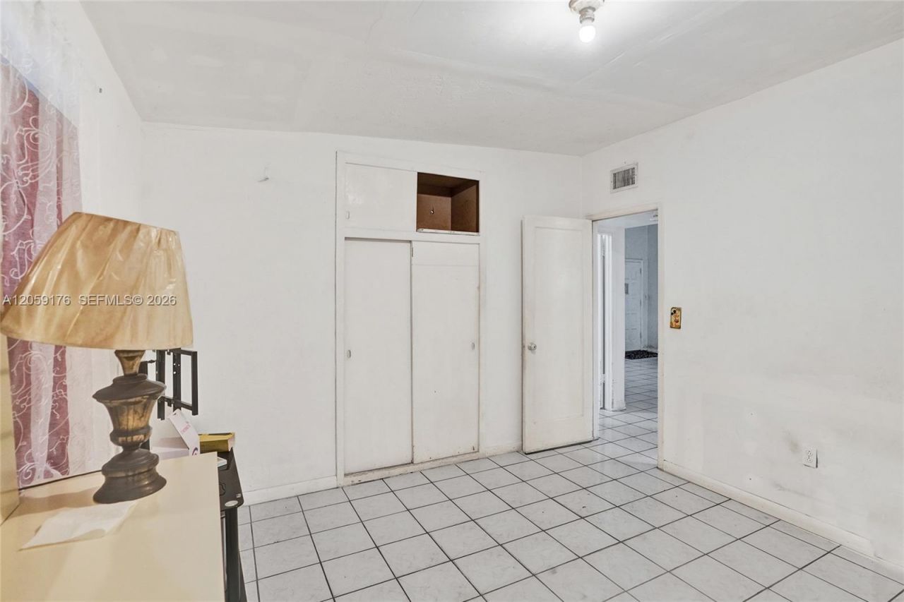 2145 NW 124th St, Miami, FL 33167 Photo