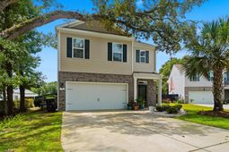 35 Parkland Ct. photo 4