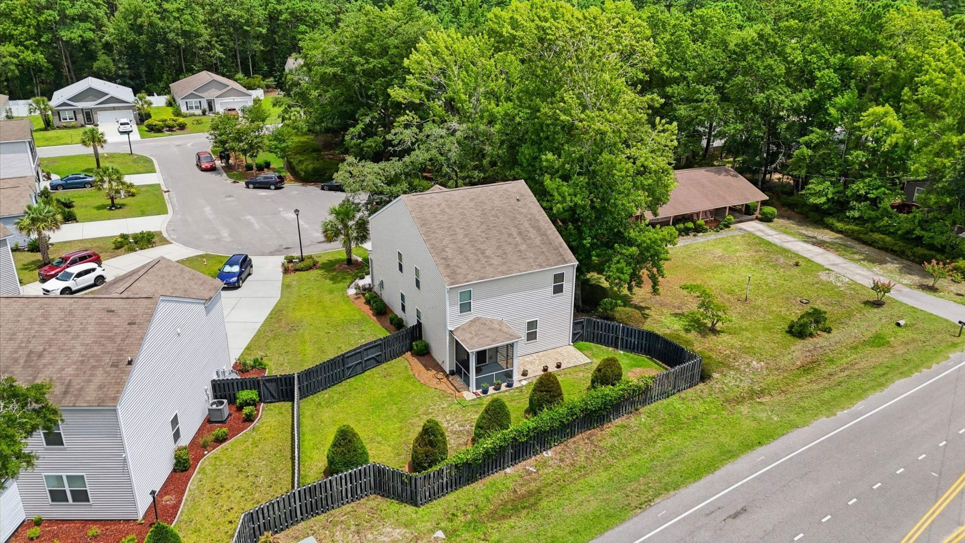 35 Parkland Ct. Photo 20