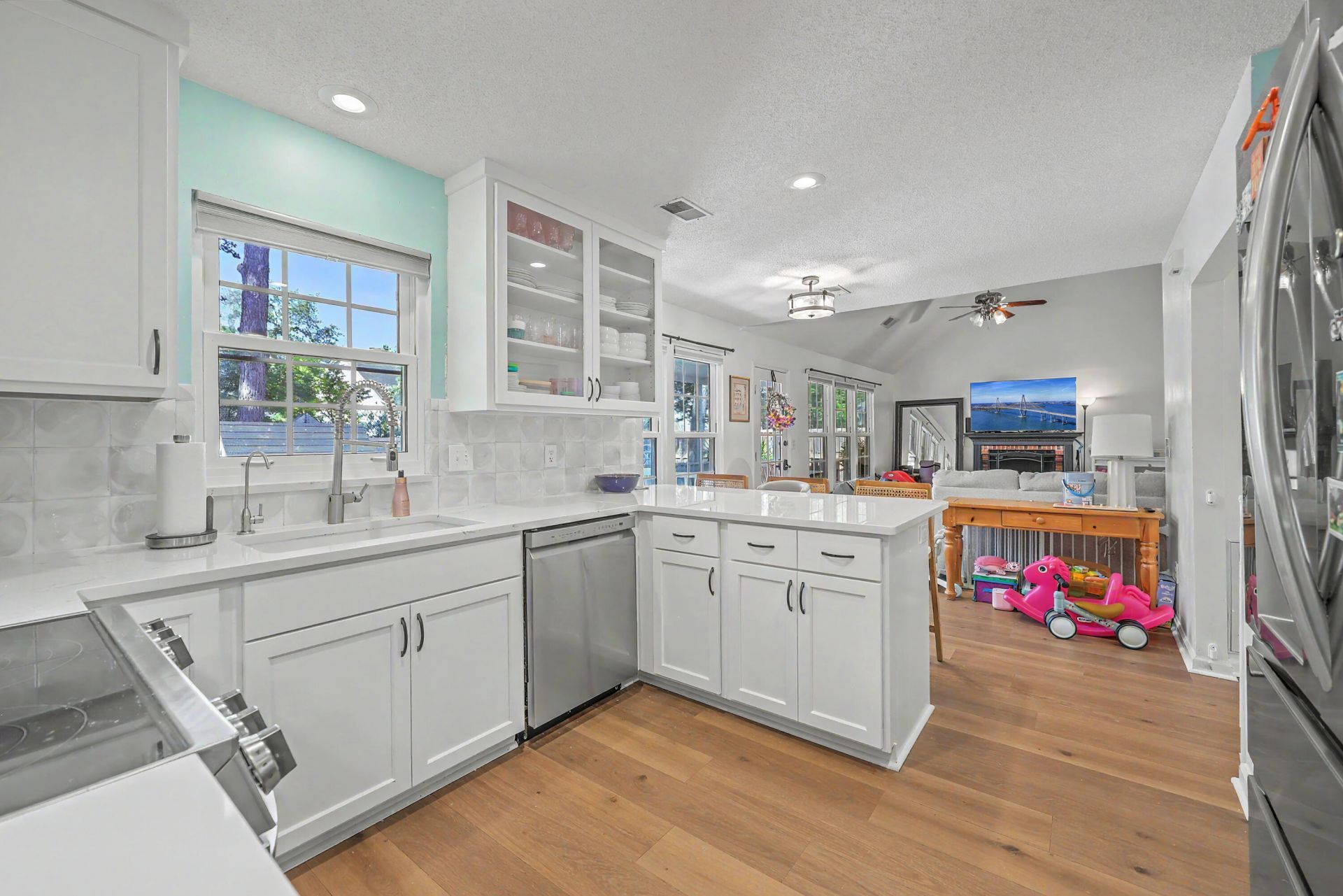 93 Blairmore Drive Photo 9