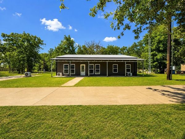 381 Vz County Road 1922 , Fruitvale, TX 75127