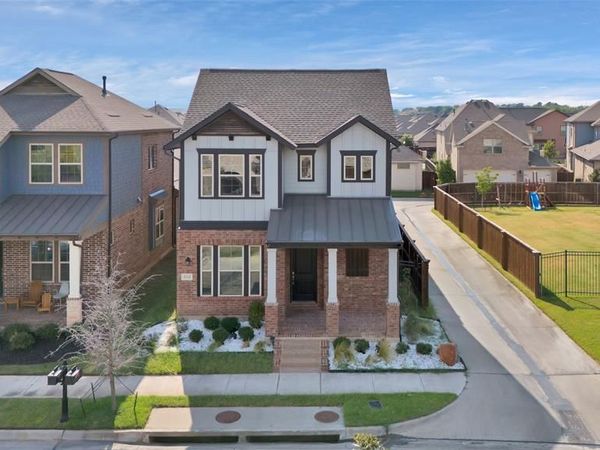 4310 Indigo Lark Lane, Arlington, TX 76005