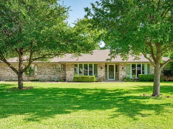 175 Moonlight Drive , Murphy, TX 75094