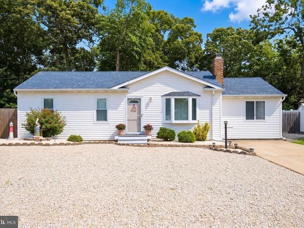 909 W PANAMA COURT, FORKED RIVER, NJ 08731