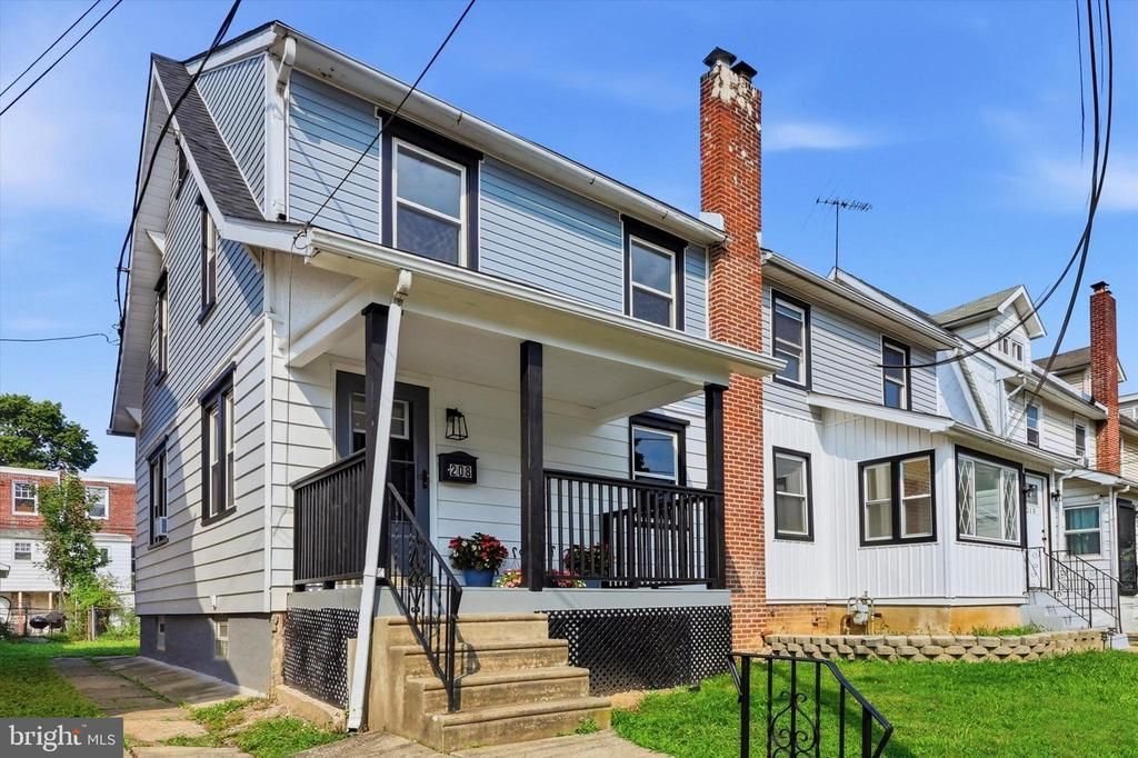 208 MARSHALL AVENUE , DARBY, PA 19023