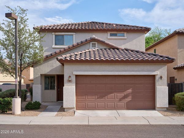 10225 W CAMELBACK Road, Unit 42, Phoenix, AZ 85037