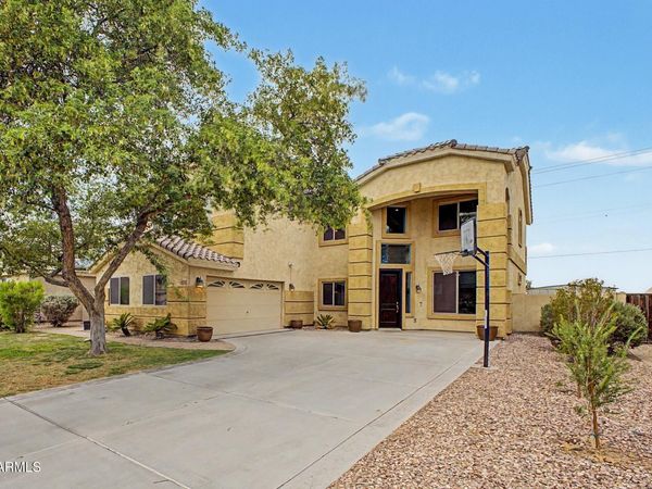 6820 W PLEASANT Lane, Laveen, AZ 85339