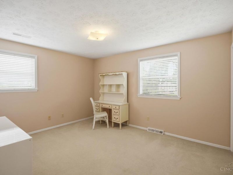 5330 Talloak Court, Cincinnati, OH 45247 Photo 25