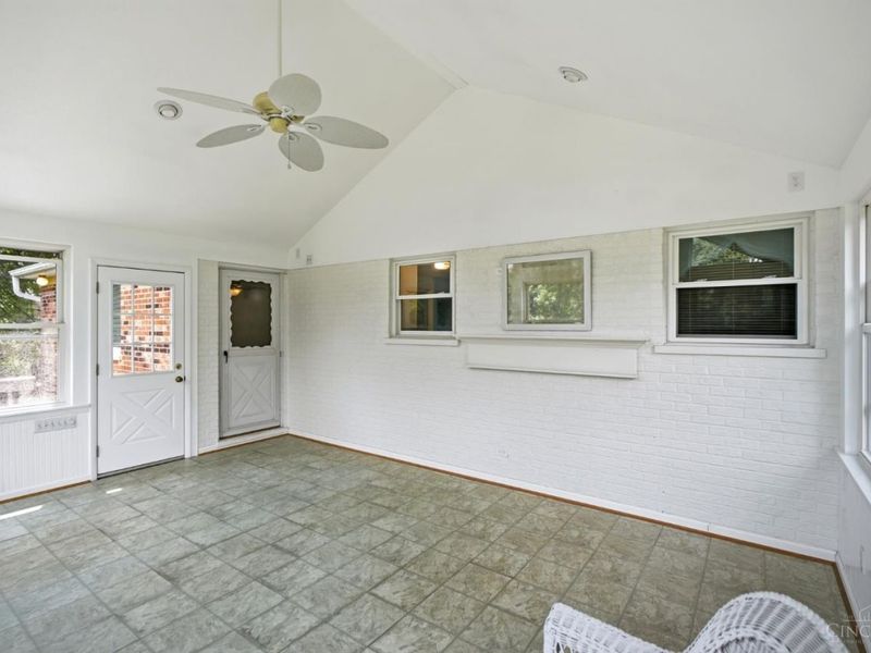 5330 Talloak Court, Cincinnati, OH 45247 Photo 39