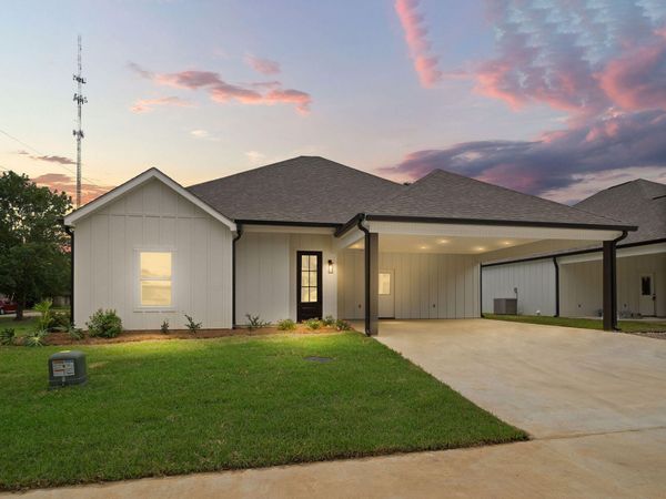 1923 Schovall , DeRidder, LA 70634