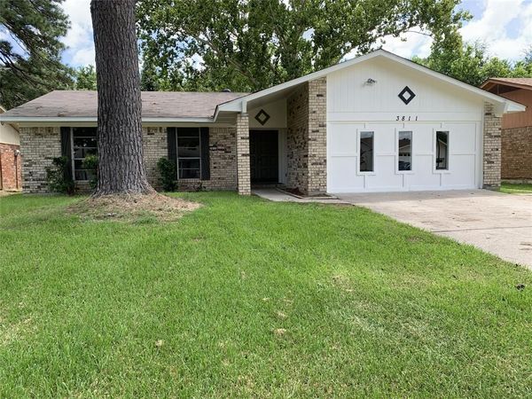 3811 Liaison Drive , Shreveport, LA 71108