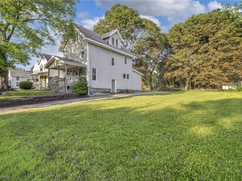 1267 Andrus Street, Akron, OH 44301 Photo 9