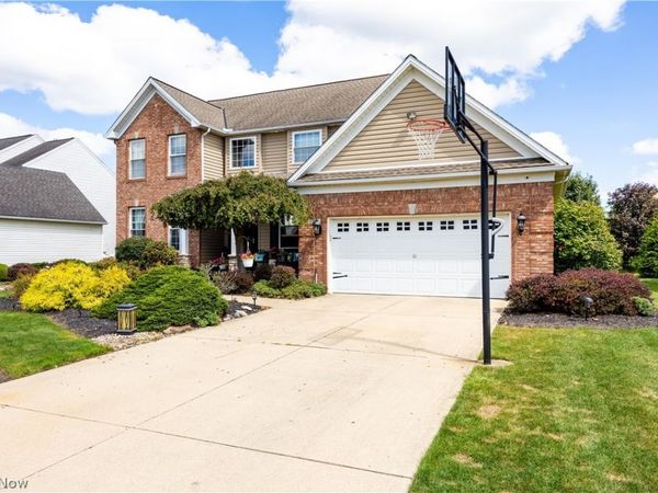 9267 Victoria Lane , North Ridgeville, OH 44039