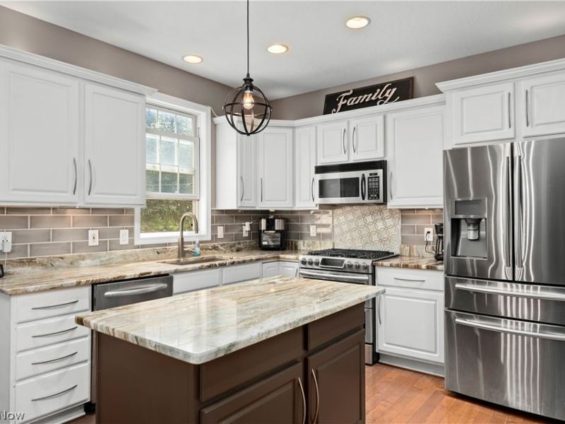 9267 Victoria Lane, North Ridgeville, OH 44039 Photo 11