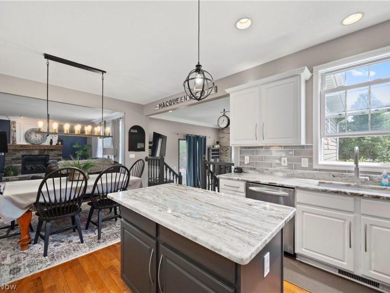 9267 Victoria Lane, North Ridgeville, OH 44039 Photo 12