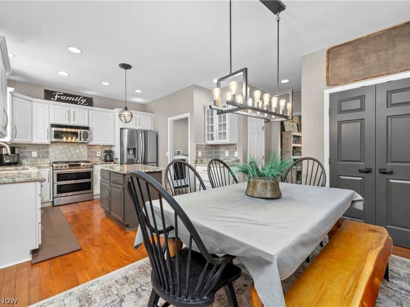 9267 Victoria Lane, North Ridgeville, OH 44039 Photo 9