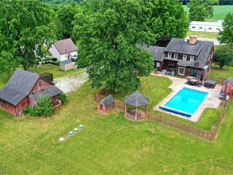 1257 Bristol Champion Townline Road NW, Bristolville, OH 44402 Photo 12