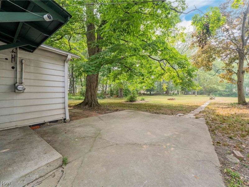 2266 Glenridge Road, Euclid, OH 44117 Photo 4