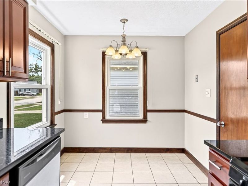 1308 Hillsdale Avenue, Parma, OH 44134 Photo 10