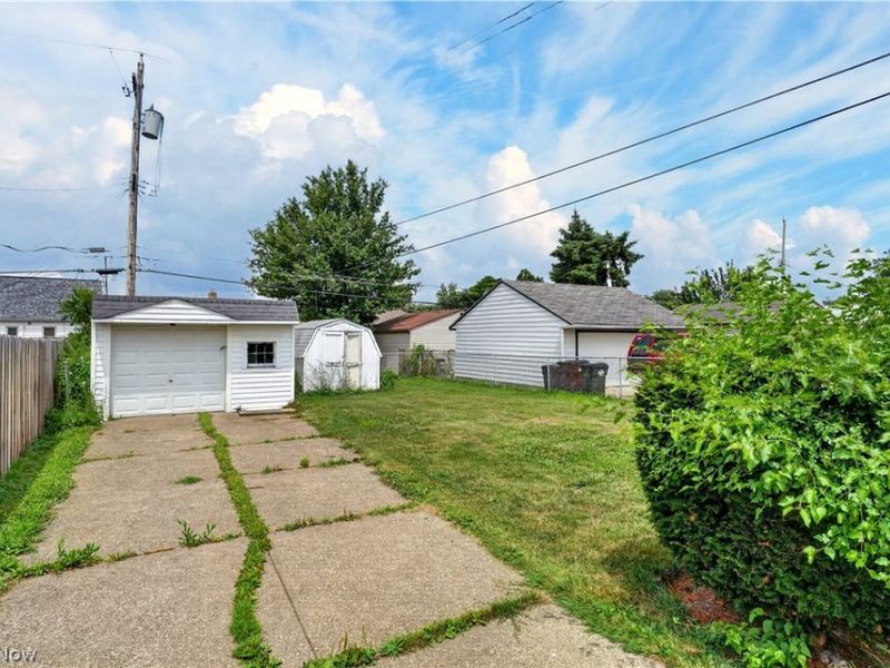 1308 Hillsdale Avenue, Parma, OH 44134 Photo 29