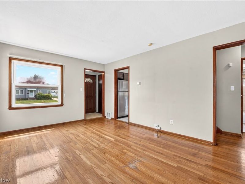 1308 Hillsdale Avenue, Parma, OH 44134 Photo 5