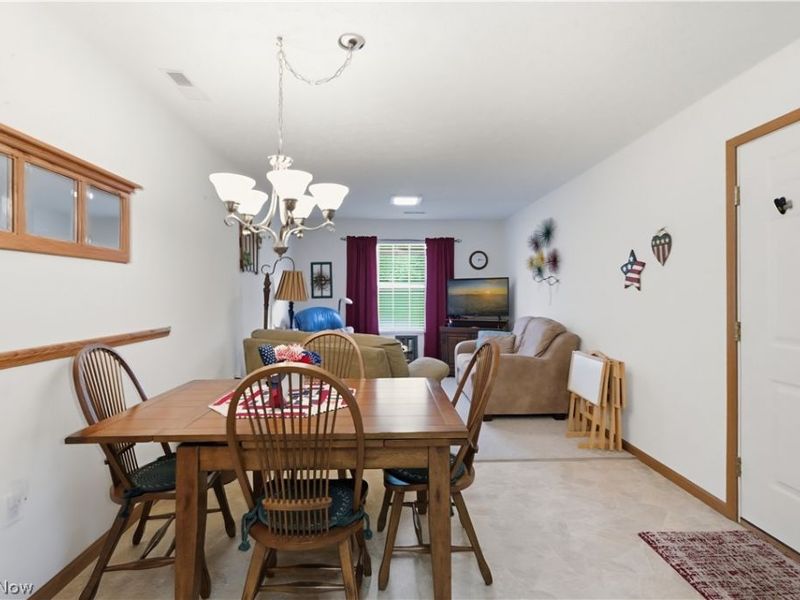 1238 Hunters Walk, Ashland, OH 44805 Photo 3