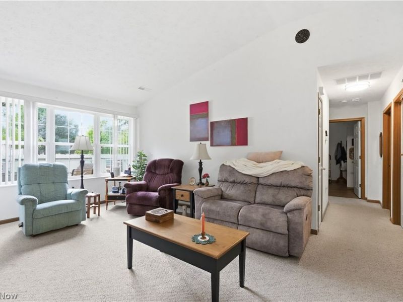 1238 Hunters Walk, Ashland, OH 44805 Photo 7