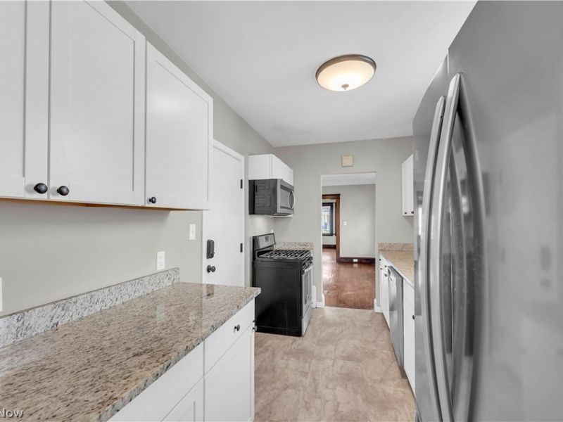 1631 Waterbury Road, Lakewood, OH 44107 Photo 42