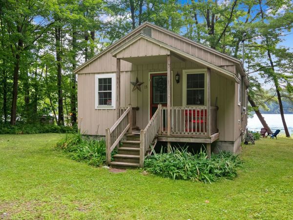 15 Shore Road, Milton, VT 05468