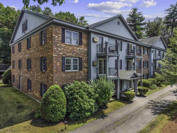 16 Northbrook Drive, Unit 1608, Manchester, NH 03102