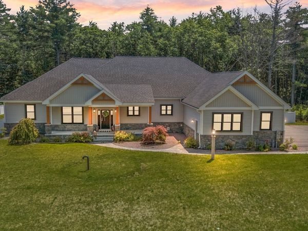7 Lilac Ridge Road, Windham, NH 03087