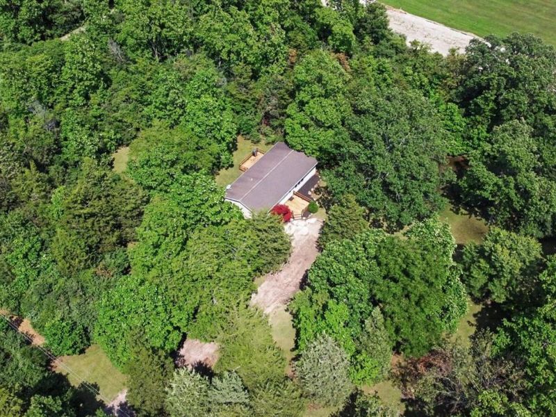522 Monaghan Road, Kelleys Island, OH 43438 Photo 3