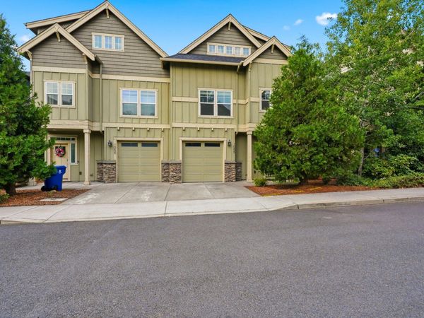 1055 SE Leonel Lane, Bend, OR 97702