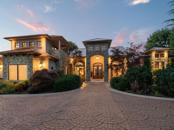 3922 Bellinger Lane, Medford, OR 97501