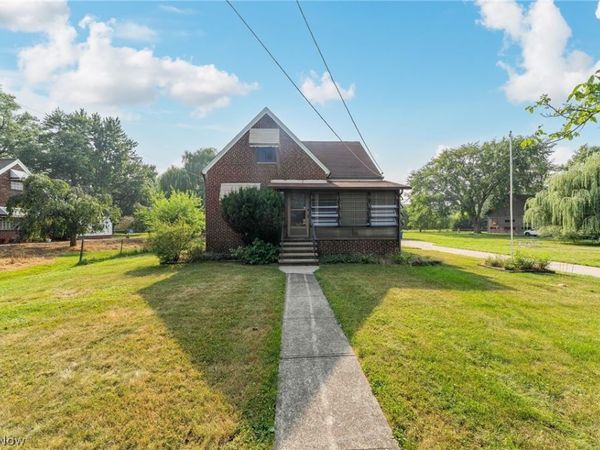 4290 Dover Center Road , North Olmsted, OH 44070