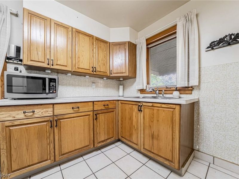 4290 Dover Center Road, North Olmsted, OH 44070 Photo 14