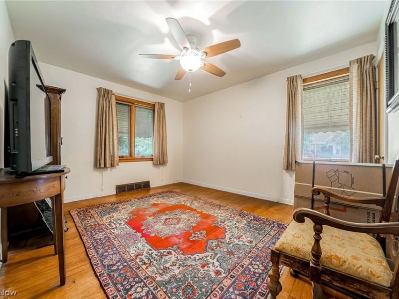 4290 Dover Center Road, North Olmsted, OH 44070 Photo 16