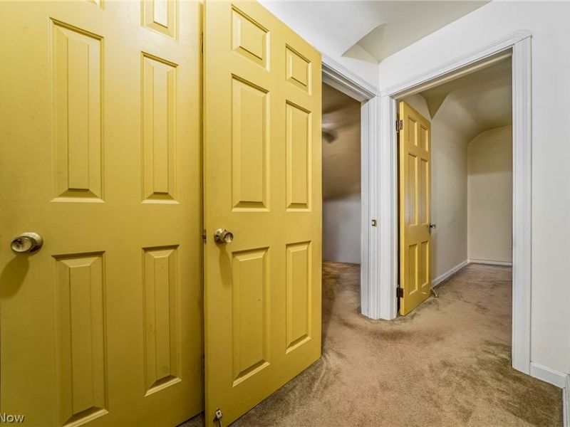 4290 Dover Center Road, North Olmsted, OH 44070 Photo 24
