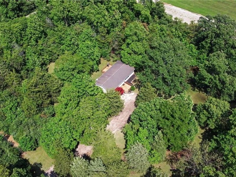 522 Monaghan Road, Kelleys Island, OH 43438 Photo 3