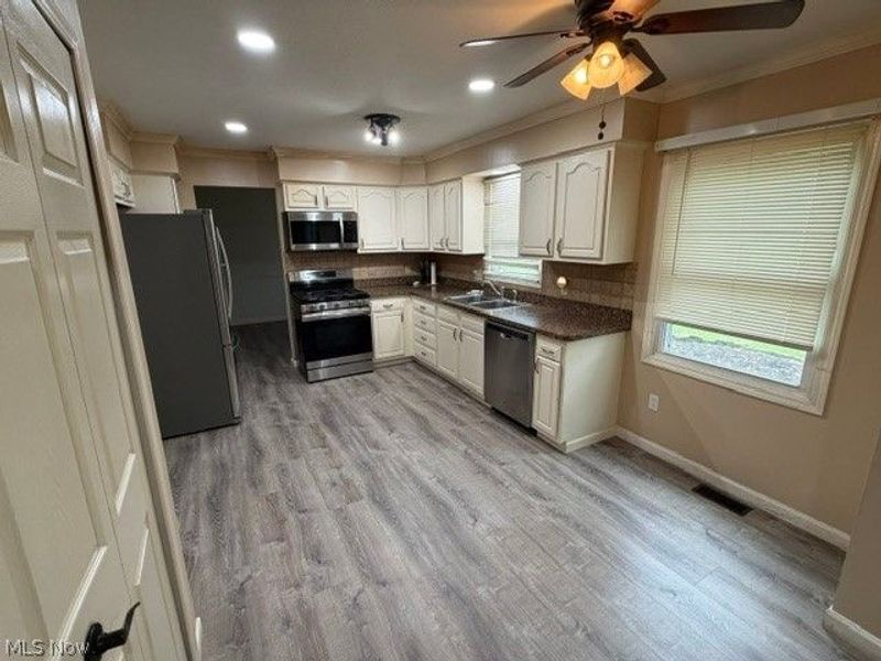 8761 Crow Drive, Macedonia, OH 44056 Photo 7