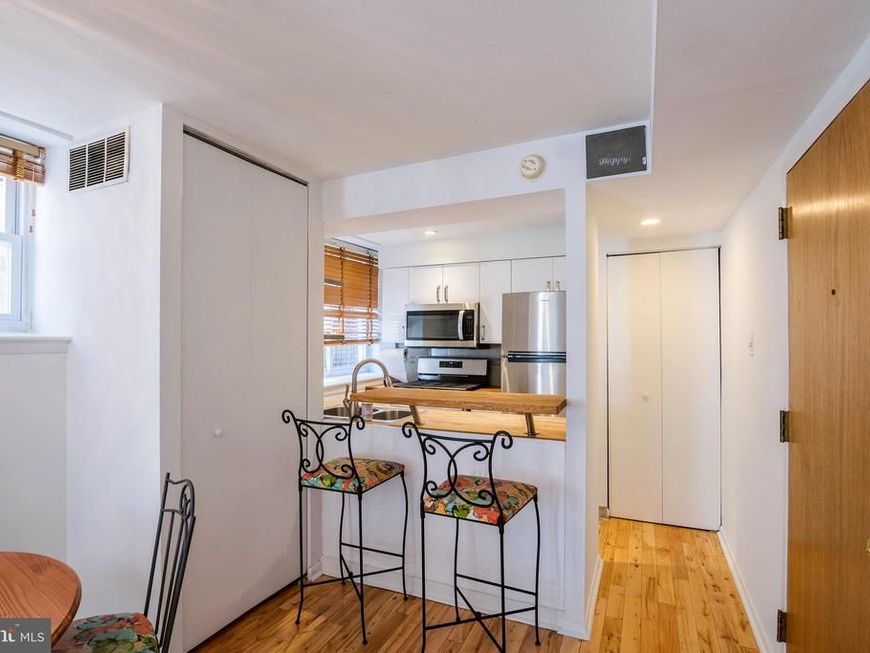 1137 Pine Street, Unit 103, Philadelphia, PA 19107 Main Photo