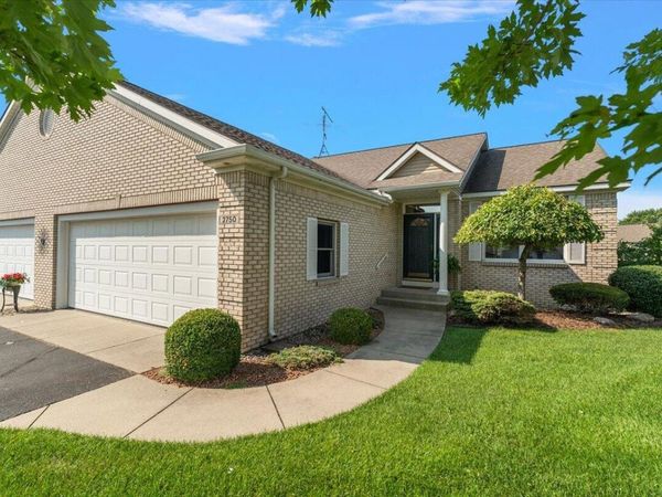 2750 Cedargrove Court, Jenison, MI 49428