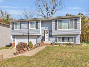 24611 Ridgeline Drive, Bedford Heights, OH 44146